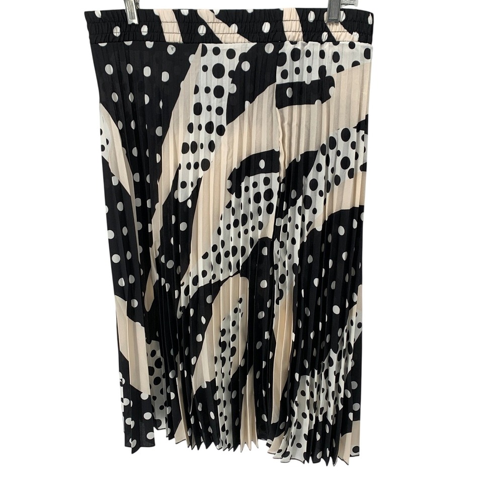 T Tahari size Large Womens Pleated Skirt Dot Wave Print Black White Cream NWT